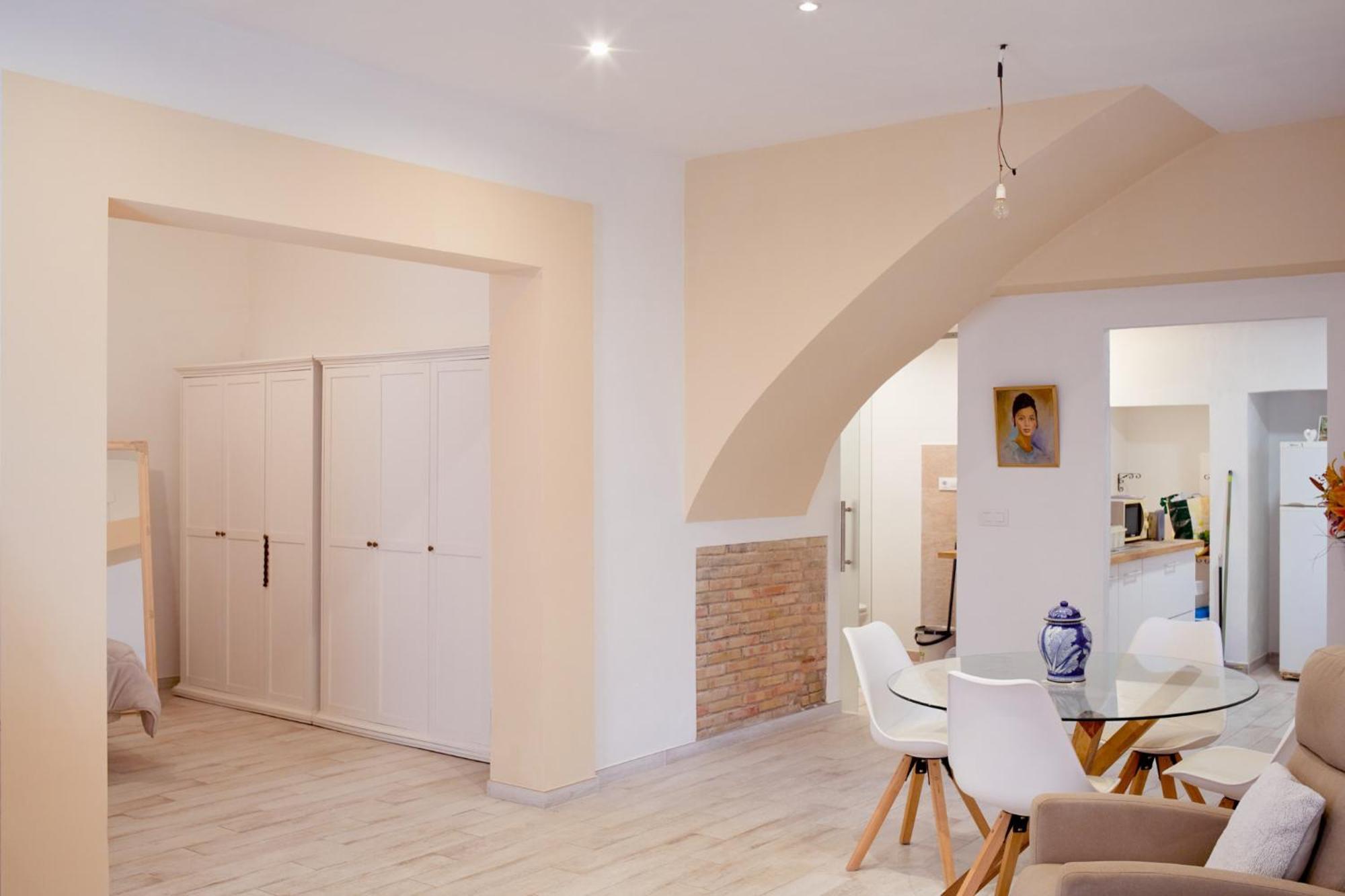 Loft Con Encanto En El Corazon Historico De Peralada  Exterior foto